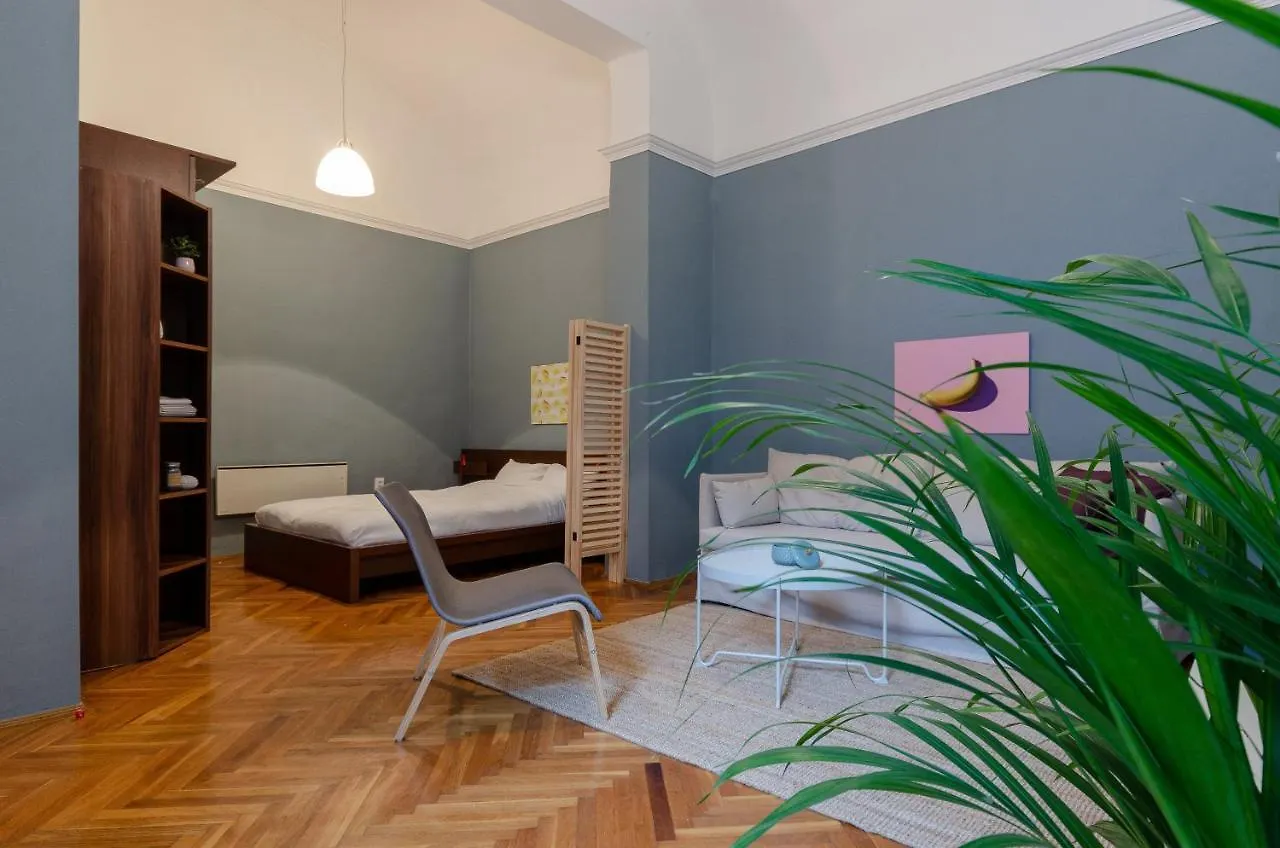 Lovely Apartment Next To Synagogue. Budapešť